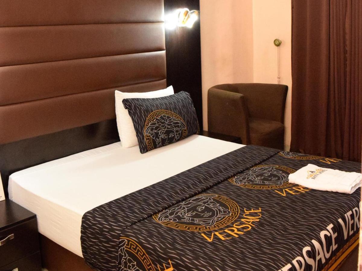 Bana Hotel & Suites Lagos Esterno foto