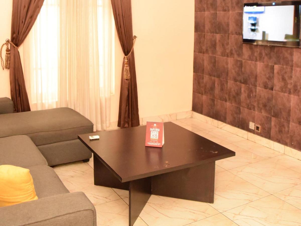 Bana Hotel & Suites Lagos Esterno foto
