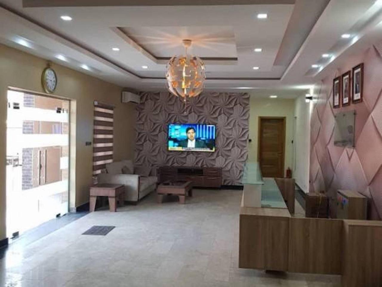 Bana Hotel & Suites Lagos Esterno foto