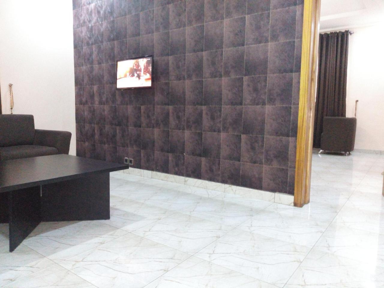 Bana Hotel & Suites Lagos Esterno foto