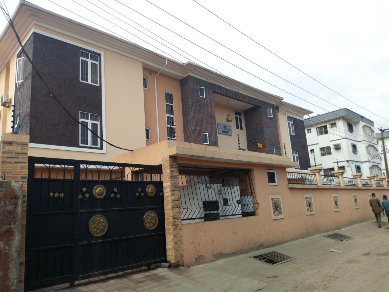 Bana Hotel & Suites Lagos Esterno foto